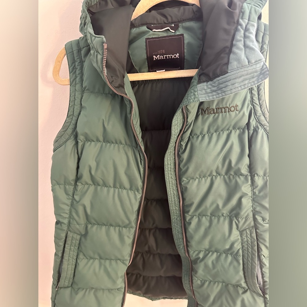 Marmot Forest Green Puffer Vest with Hood - Picture 2 of 10